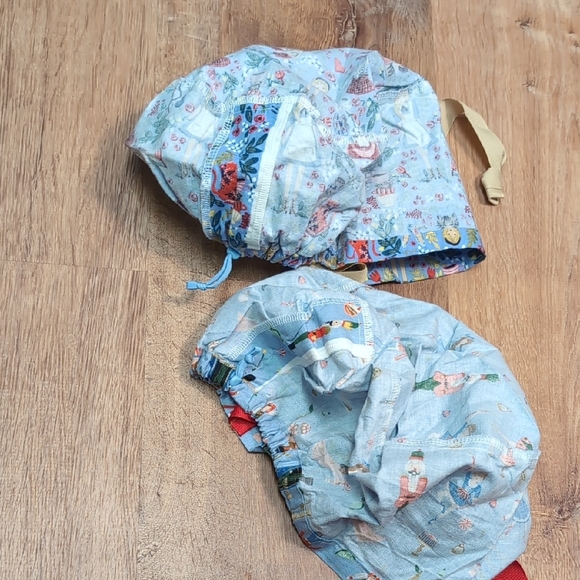 2 Colorful Scrub Caps With Drawstring And Grossgrain Ribbon Tie - Picture 2 of 5